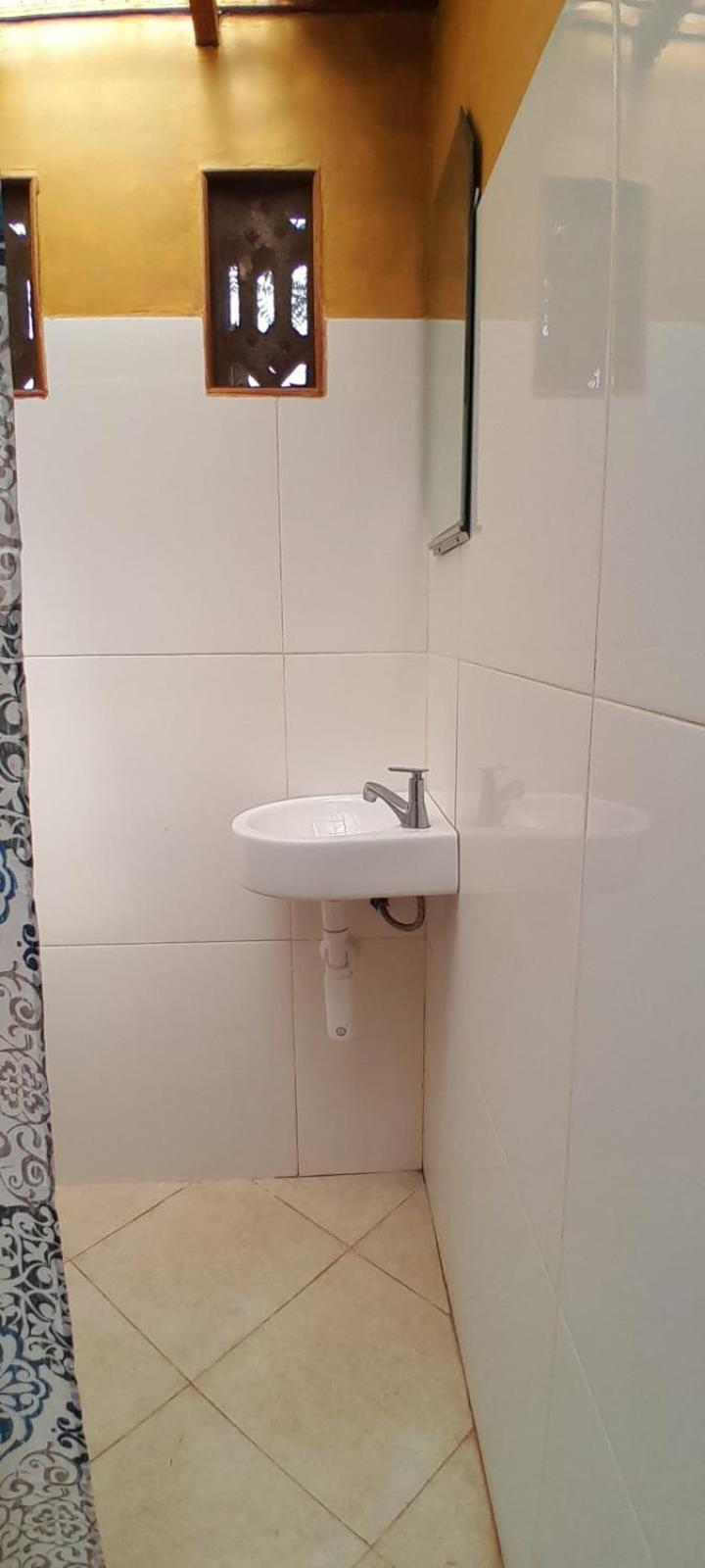 Bidara Cottage Labuhan Pandan Экстерьер фото